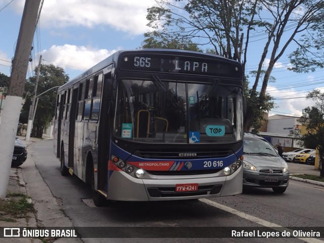 Auto Viação Urubupungá 20.616 na cidade de São Paulo, São Paulo, Brasil, por Rafael Lopes de Oliveira. Número da foto: #11268539.
