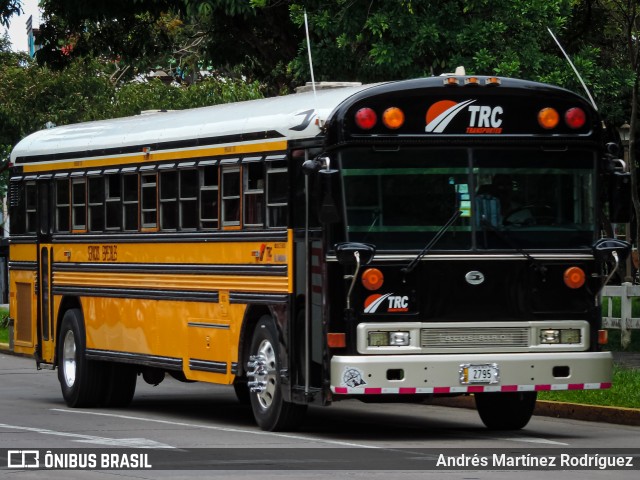 TRC 00 na cidade de San José, San José, Costa Rica, por Andrés Martínez Rodríguez. ID da foto: 11270027.