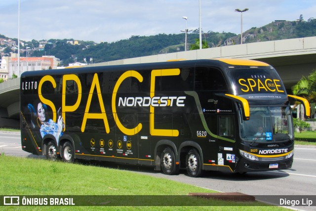 Expresso Nordeste 5620 na cidade de Florianópolis, Santa Catarina, Brasil, por Diego Lip. Número da foto: #11270416.