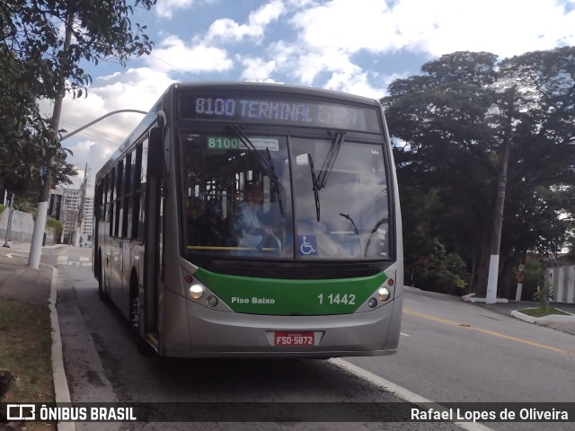 Viação Santa Brígida 1 1442 na cidade de São Paulo, São Paulo, Brasil, por Rafael Lopes de Oliveira. ID da foto: 11271709.