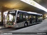 Via Sudeste Transportes S.A. 5 1082 na cidade de São Paulo, São Paulo, Brasil, por Alexandre Fontana. Número da foto: #:id.