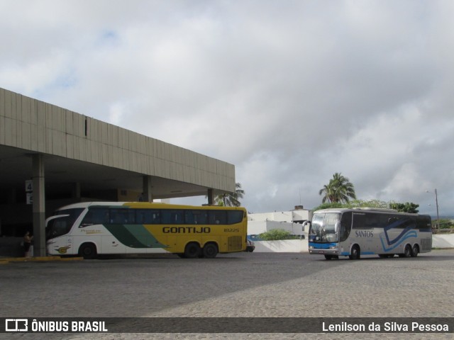 Empresa Gontijo de Transportes 18225 na cidade de Caruaru, Pernambuco, Brasil, por Lenilson da Silva Pessoa. ID da foto: 11275448.