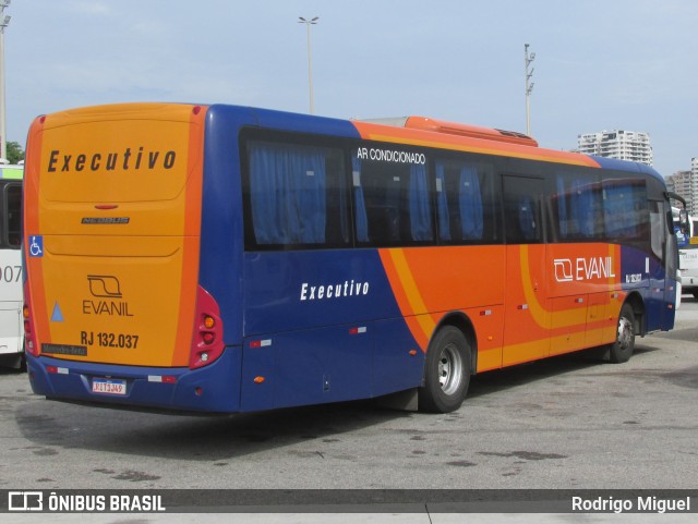 Evanil Transportes e Turismo RJ 132.037 na cidade de Rio de Janeiro, Rio de Janeiro, Brasil, por Rodrigo Miguel. ID da foto: 11276762.