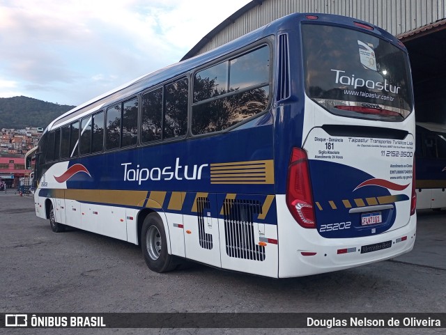 Taipastur Transportes Turísticos 25202 na cidade de São Paulo, São Paulo, Brasil, por Douglas Nelson de Oliveira. ID da foto: 11277907.