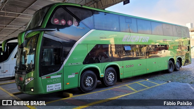 Eucatur - Empresa União Cascavel de Transportes e Turismo 5500 na cidade de Balneário Camboriú, Santa Catarina, Brasil, por Fábio Paixão. ID da foto: 11276877.