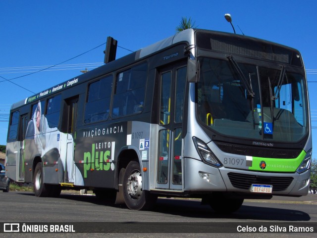 Viação Garcia 81097 na cidade de Paranavaí, Paraná, Brasil, por Celso da Silva Ramos. ID da foto: 11278738.