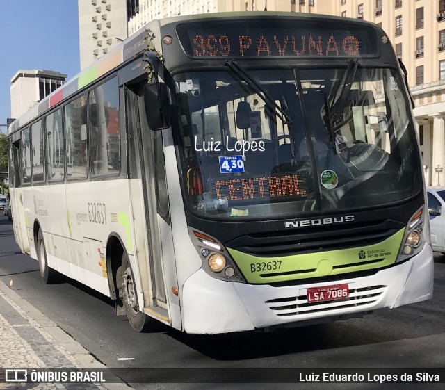 Viação Pavunense B32637 na cidade de Rio de Janeiro, Rio de Janeiro, Brasil, por Luiz Eduardo Lopes da Silva. Número da foto: #11276498.