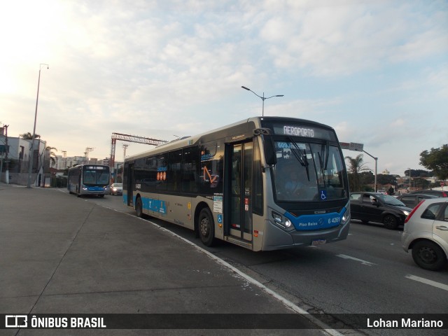 Viação Paratodos > São Jorge > Metropolitana São Paulo > Mobibrasil 6 4261 na cidade de São Paulo, São Paulo, Brasil, por Lohan Mariano. Número da foto: #11276857.