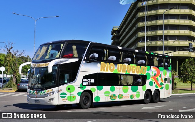 Rio Uruguay 2010 na cidade de Ciudad Autónoma de Buenos Aires, Argentina, por Francisco Ivano. Número da foto: #11284118.