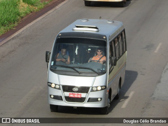 Escolares 9646 na cidade de Belo Horizonte, Minas Gerais, Brasil, por Douglas Célio Brandao. Número da foto: #11284405.