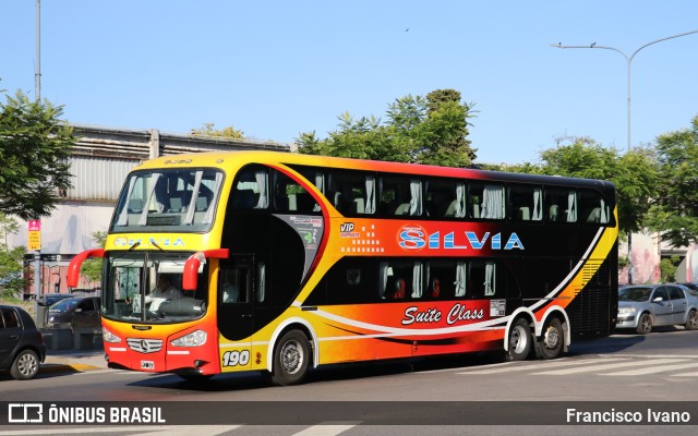 Empresa Silvia 190 na cidade de Ciudad Autónoma de Buenos Aires, Argentina, por Francisco Ivano. Número da foto: #11284037.