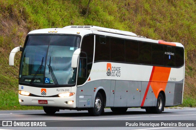 Viação Cidade do Aço RJ 174.010 na cidade de Paracambi, Rio de Janeiro, Brasil, por Paulo Henrique Pereira Borges. Número da foto: #11288982.