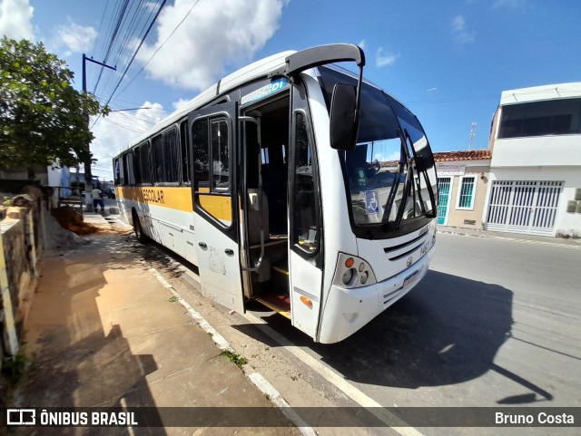Araquém Tur 1467 na cidade de Japaratuba, Sergipe, Brasil, por Bruno Costa. Número da foto: #11290843.
