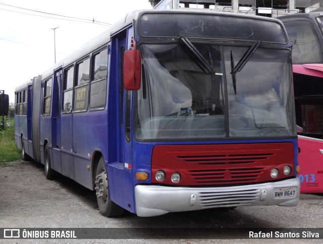 Ônibus Particulares 8647 na cidade de São Paulo, São Paulo, Brasil, por Rafael Santos Silva. Número da foto: #11248645.