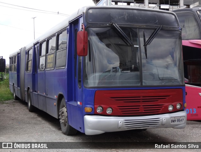 Ônibus Particulares 8647 na cidade de São Paulo, São Paulo, Brasil, por Rafael Santos Silva. ID da foto: 11248645.