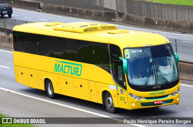 Mactur 5100 na cidade de Resende, Rio de Janeiro, Brasil, por Paulo Henrique Pereira Borges. Número da foto: #11291899.