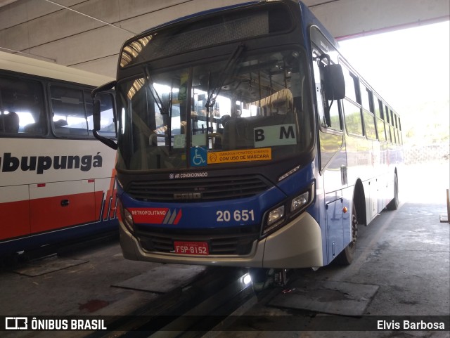 Auto Viação Urubupungá 20.651 na cidade de Santana de Parnaíba, São Paulo, Brasil, por Elvis Barbosa. Número da foto: #11291503.