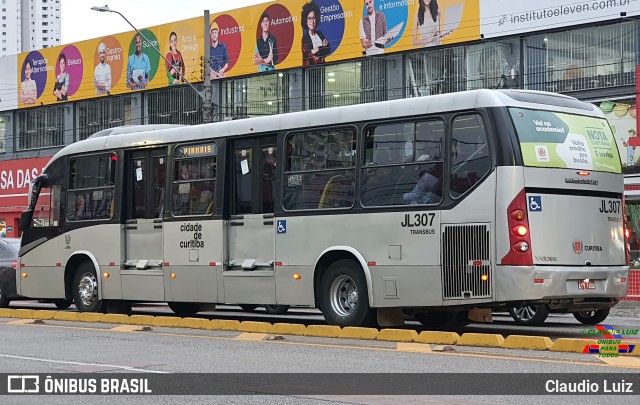 Expresso Azul JL307 na cidade de Curitiba, Paraná, Brasil, por Claudio Luiz. Número da foto: #11296955.
