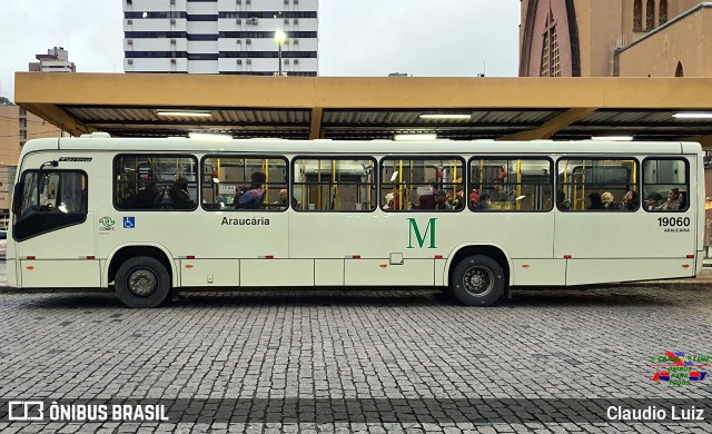 Araucária Transportes Coletivos 19060 na cidade de Curitiba, Paraná, Brasil, por Claudio Luiz. Número da foto: #11296983.