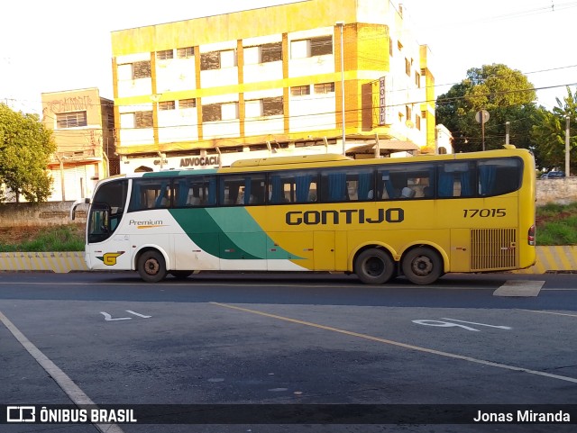 Empresa Gontijo de Transportes 17015 na cidade de Ribeirão Preto, São Paulo, Brasil, por Jonas Miranda. ID da foto: 11302275.