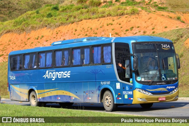 Expresso Angrense 7454 na cidade de Aparecida, São Paulo, Brasil, por Paulo Henrique Pereira Borges. ID da foto: 11302877.