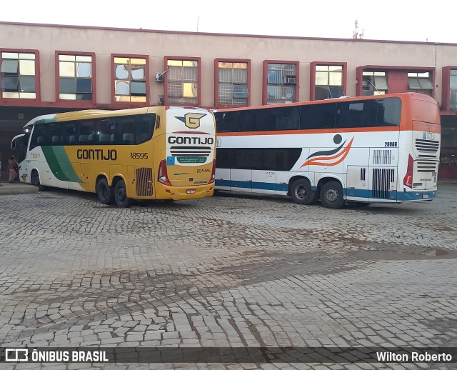 Empresa Gontijo de Transportes 18595 na cidade de Governador Valadares, Minas Gerais, Brasil, por Wilton Roberto. ID da foto: 11303150.