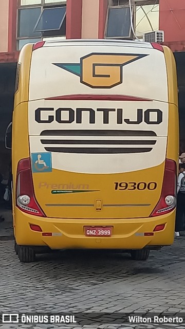 Empresa Gontijo de Transportes 19300 na cidade de Governador Valadares, Minas Gerais, Brasil, por Wilton Roberto. Número da foto: #11303173.