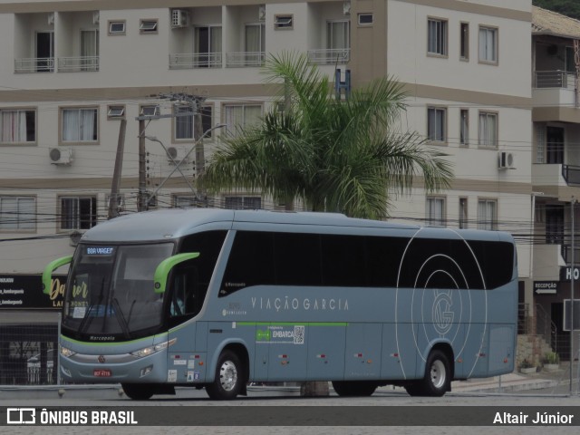 Viação Garcia 8295 na cidade de Balneário Camboriú, Santa Catarina, Brasil, por Altair Júnior. Número da foto: #11301408.