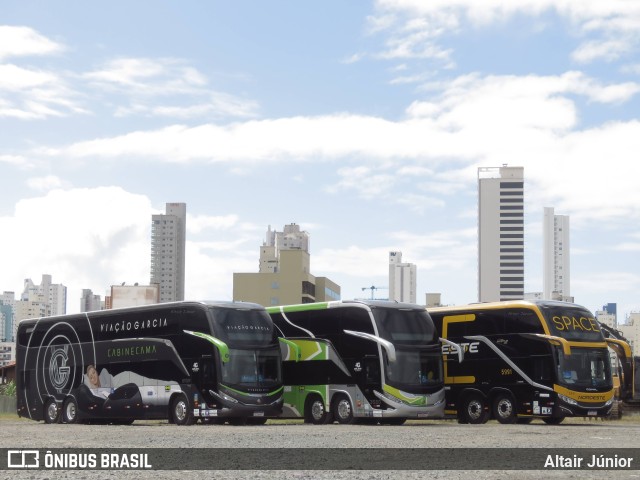 Viação Garcia 87009 na cidade de Balneário Camboriú, Santa Catarina, Brasil, por Altair Júnior. Número da foto: #11301438.