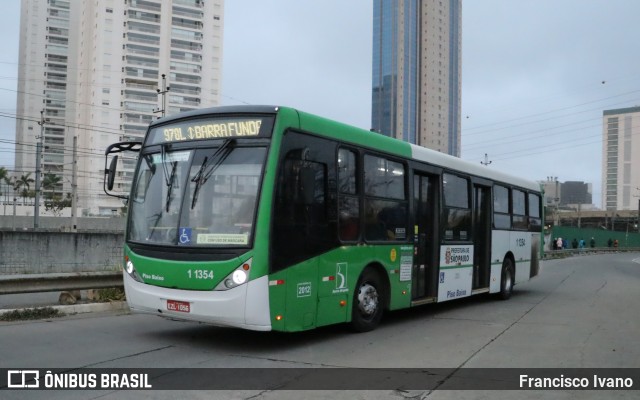 Viação Santa Brígida 1 1354 na cidade de São Paulo, São Paulo, Brasil, por Francisco Ivano. Número da foto: #11306361.