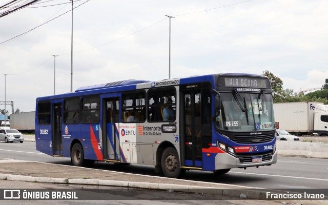 Empresa de Ônibus Vila Galvão 30.682 na cidade de São Paulo, São Paulo, Brasil, por Francisco Ivano. Número da foto: #11306999.