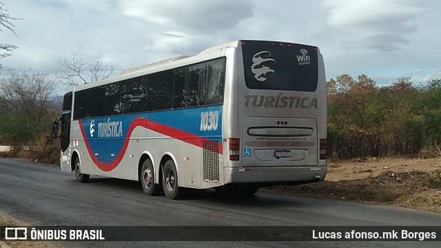Ônibus Particulares 1100 na cidade de Espinosa, Minas Gerais, Brasil, por Lucas afonso.mk Borges. Número da foto: #11304041.