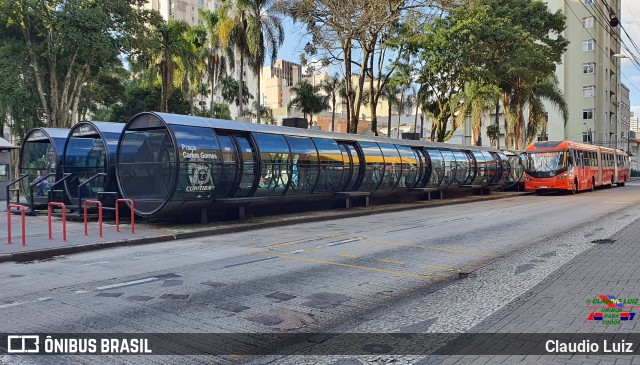 Viação Tamandaré KE704 na cidade de Curitiba, Paraná, Brasil, por Claudio Luiz. ID da foto: 11307067.