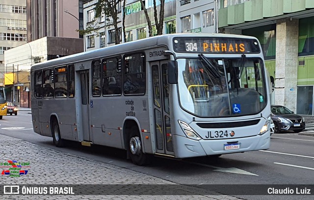Expresso Azul JL324 na cidade de Curitiba, Paraná, Brasil, por Claudio Luiz. Número da foto: #11307061.