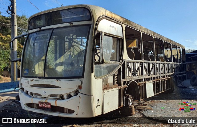 Sucata e Desmanches 5548 na cidade de Caçapava, São Paulo, Brasil, por Claudio Luiz. ID da foto: 11308447.