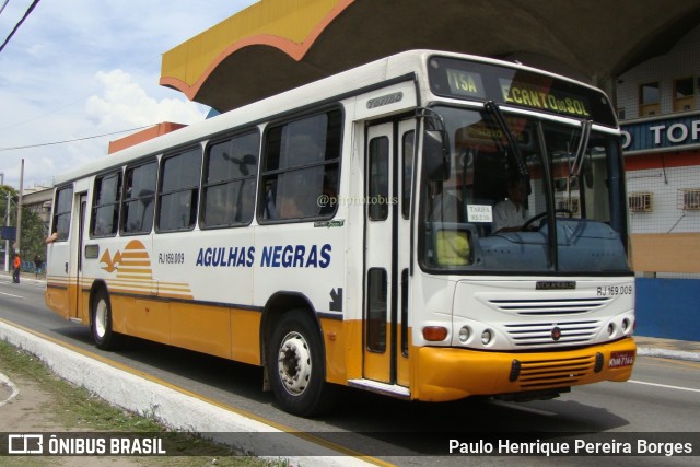 Viação Agulhas Negras RJ 169.009 na cidade de Volta Redonda, Rio de Janeiro, Brasil, por Paulo Henrique Pereira Borges. Número da foto: #11311226.