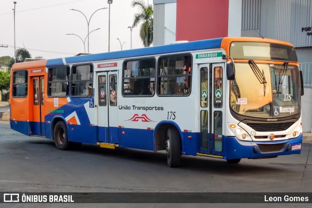 União Transportes 175 na cidade de Várzea Grande, Mato Grosso, Brasil, por Leon Gomes. ID da foto: 11311714.