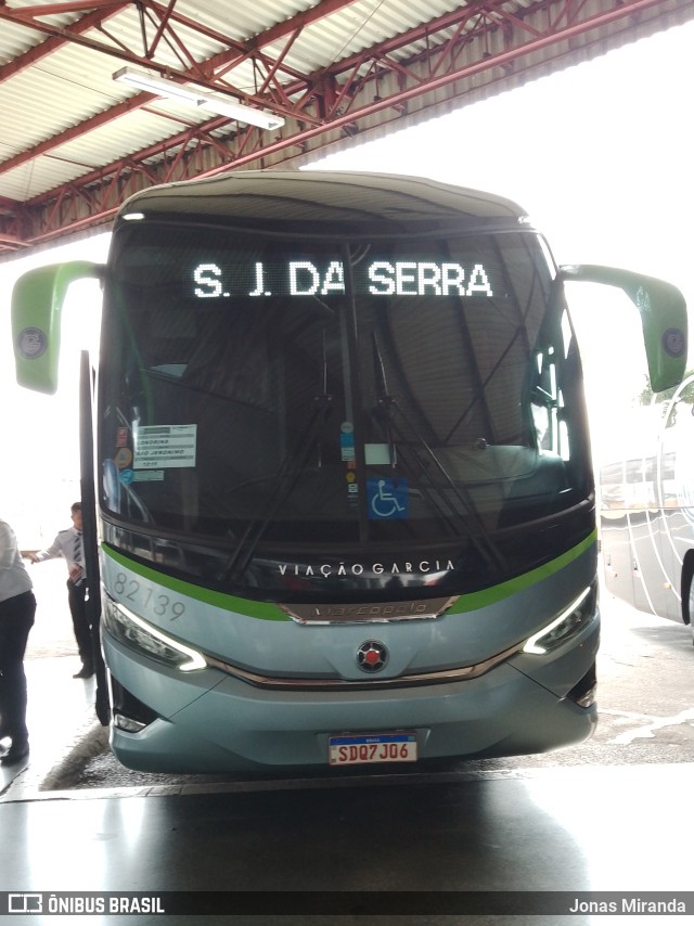 Viação Garcia 82139 na cidade de Londrina, Paraná, Brasil, por Jonas Miranda. Número da foto: #11312113.
