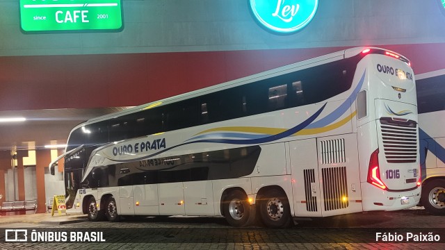 Viação Ouro e Prata 1016 na cidade de Pariquera-Açu, São Paulo, Brasil, por Fábio Paixão. Número da foto: #11313725.