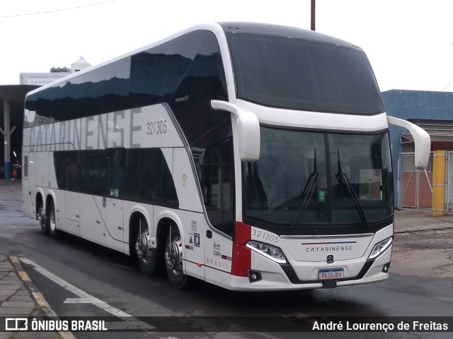 Auto Viação Catarinense 321305 na cidade de Porto Alegre, Rio Grande do Sul, Brasil, por André Lourenço de Freitas. Número da foto: #11314094.