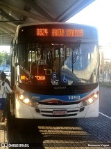 Avanço Transportes 1090 na cidade de Salvador, Bahia, Brasil, por Emmerson Vagner. Número da foto: #:id.