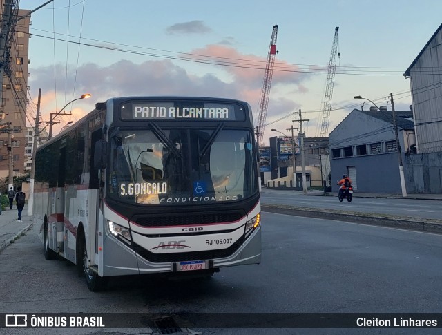 Auto Viação ABC RJ 105.037 na cidade de Niterói, Rio de Janeiro, Brasil, por Cleiton Linhares. Número da foto: #11248883.