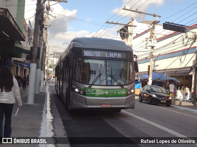 Viação Santa Brígida 1 1033 na cidade de São Paulo, São Paulo, Brasil, por Rafael Lopes de Oliveira. ID da foto: 11251556.