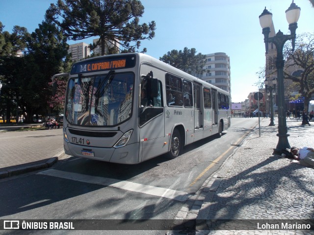 Expresso Azul 17L41 na cidade de Curitiba, Paraná, Brasil, por Lohan Mariano. ID da foto: 11251544.