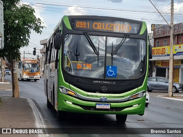 Viação Piracicabana Distrito Federal 121576 na cidade de Taguatinga, Distrito Federal, Brasil, por Brenno Santos. Número da foto: #11317849.