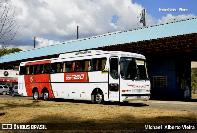 Ônibus Particulares O370 na cidade de Poços de Caldas, Minas Gerais, Brasil, por Michael  Alberto Vieira. ID da foto: 11321841.