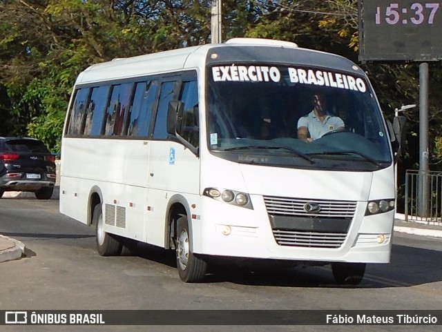 Exército Brasileiro  na cidade de Três Corações, Minas Gerais, Brasil, por Fábio Mateus Tibúrcio. Número da foto: #11252122.