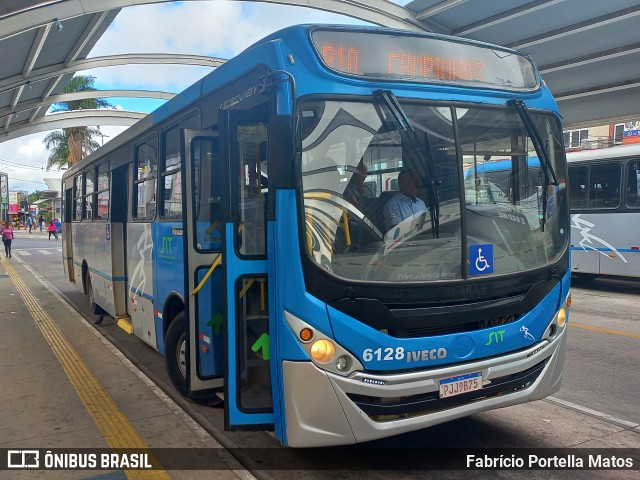 ATT - Atlântico Transportes e Turismo 6128 na cidade de Vitória da Conquista, Bahia, Brasil, por Fabrício Portella Matos. ID da foto: 11256141.