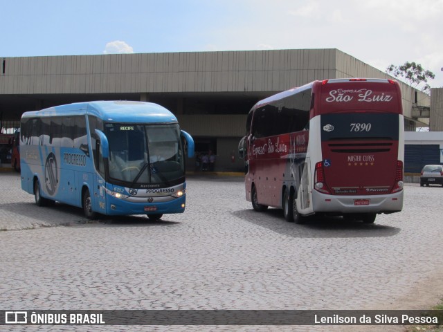 Expresso São Luiz 7890 na cidade de Caruaru, Pernambuco, Brasil, por Lenilson da Silva Pessoa. Número da foto: #11258452.