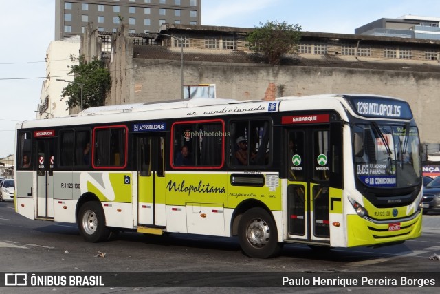 Viação Nilopolitana RJ 123.130 na cidade de Rio de Janeiro, Rio de Janeiro, Brasil, por Paulo Henrique Pereira Borges. ID da foto: 11258100.